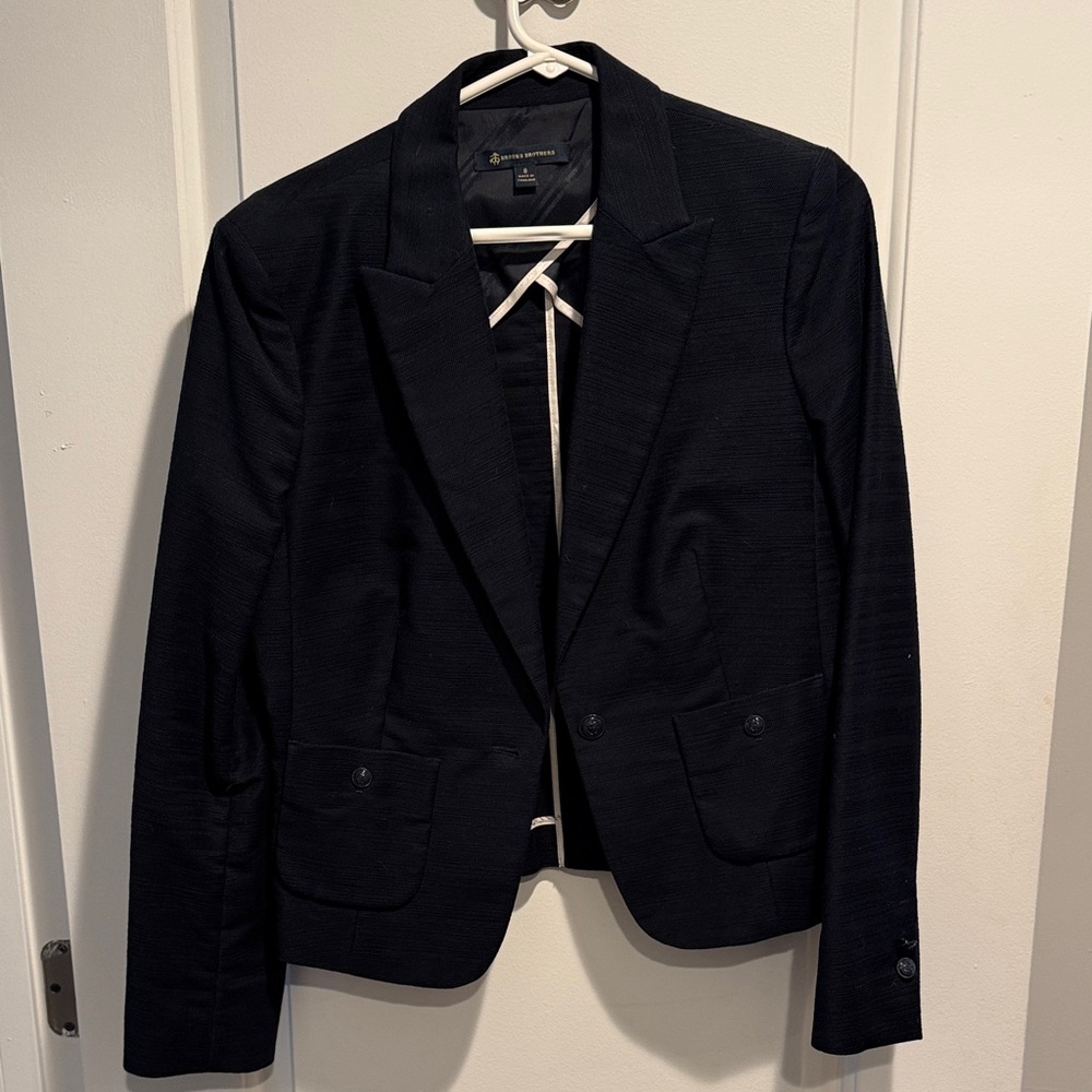 Brooks Brothers navy blue blazer - women’s size 8